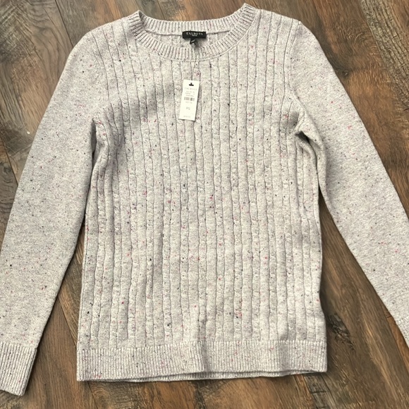 Supper cute talbots sweater. Size small. - Picture 3 of 5
